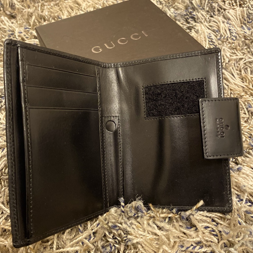 AUTHENTIC Gucci Black Leather Case